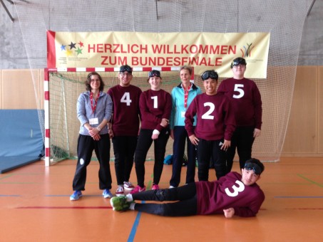 Die Goalballmannschaft der LVR-Karl-Tietenberg-Schule