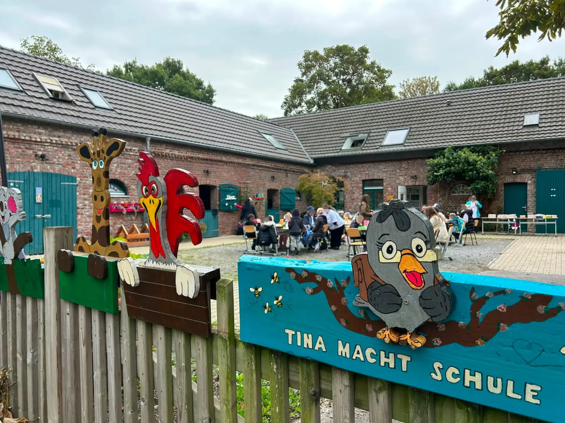 Tina macht Schule