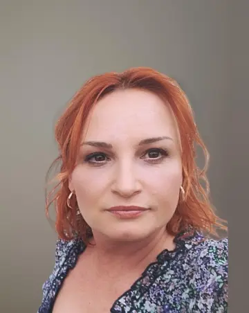 Einzelporträt von Agathe Gutt
