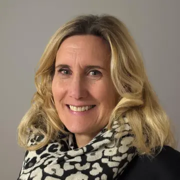 Einzelporträt von Alexandra Schauff
