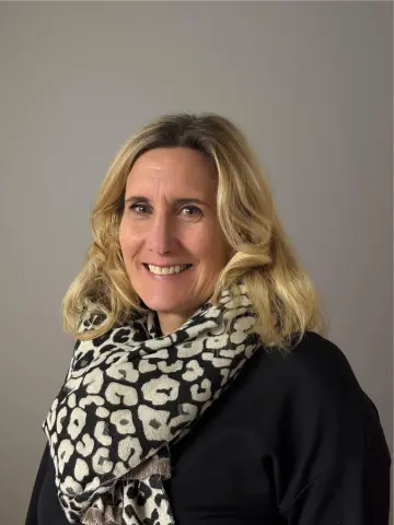Einzelporträt von Alexandra Schauff