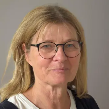 Einzelporträt von Claudia Hoppe-Hohmann