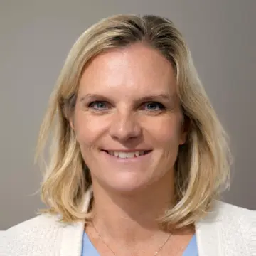 Einzelporträt von Judith Hirschfeld