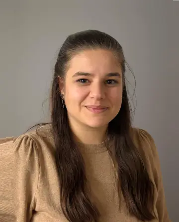 Einzelporträt von Theresa Domgans